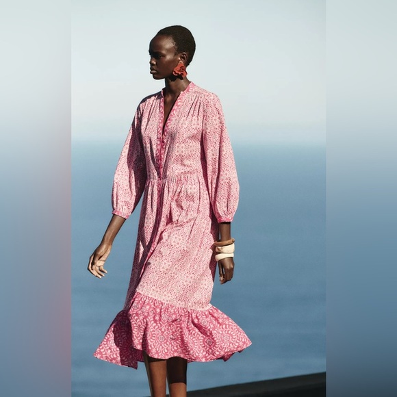 🔥🔥Zara Pink Patterned Midi Dress - Picture 1 of 9